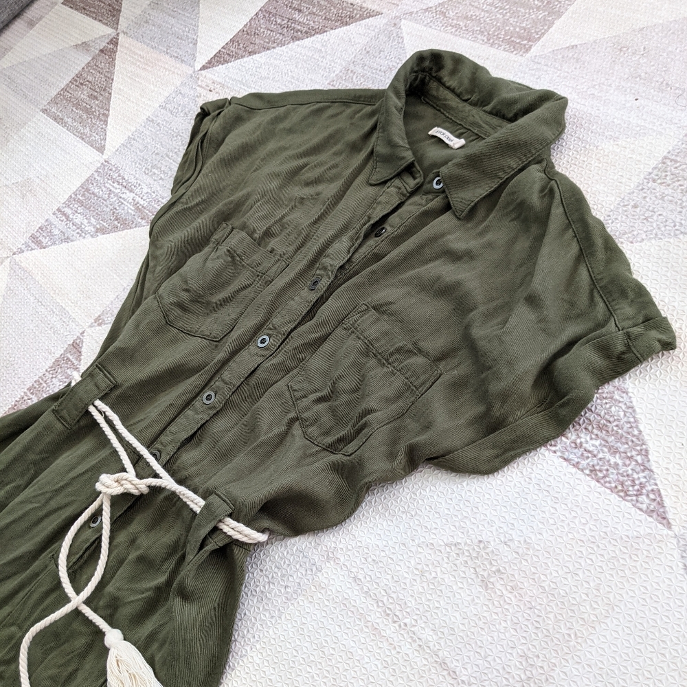 **NWOT***UTILITY WIDE LEG JUMPSUIT W BOHO BELT***